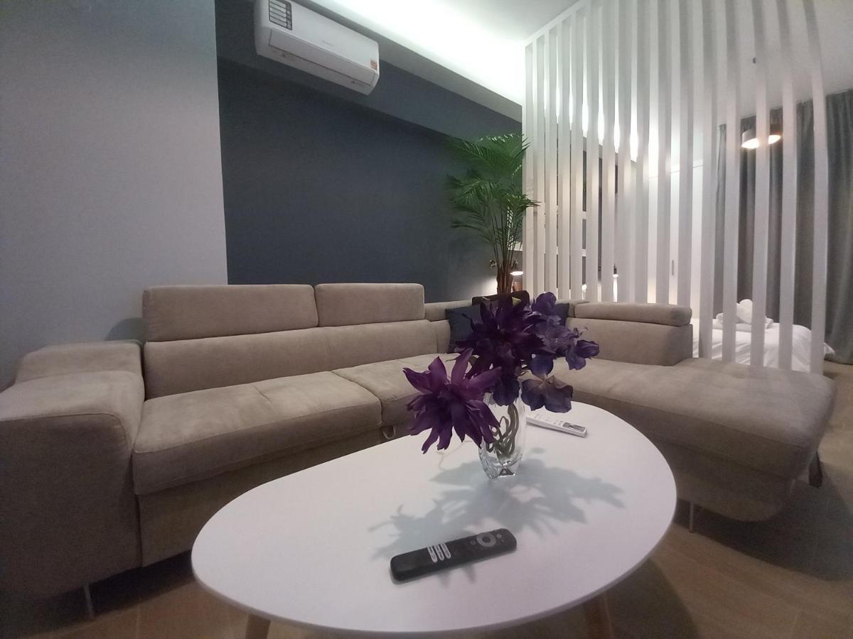 Spaceone "Downtown Glam" By #Gimispace Lux Apt Thessaloniki Exterior foto